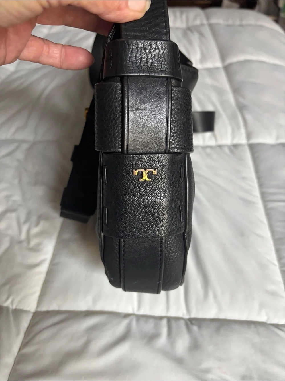 Tory Burch Gemini Link Belted Hobo Crossbody